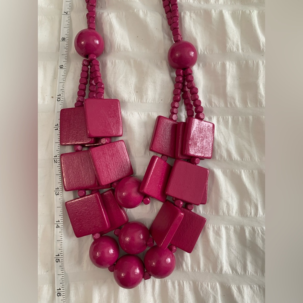 Unique Multi-Color Necklace Set - Picture 15 of 16